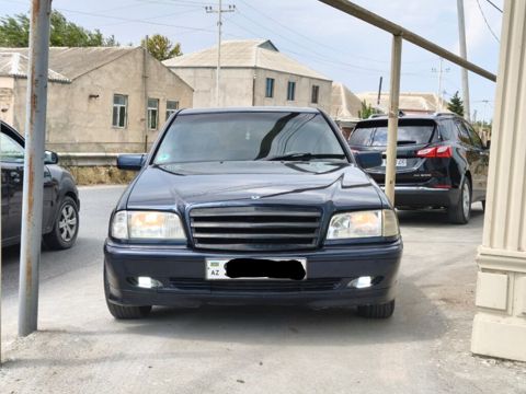Mercedes C 200, 2.0 L, 1995 il, 409 000 km — Bakı