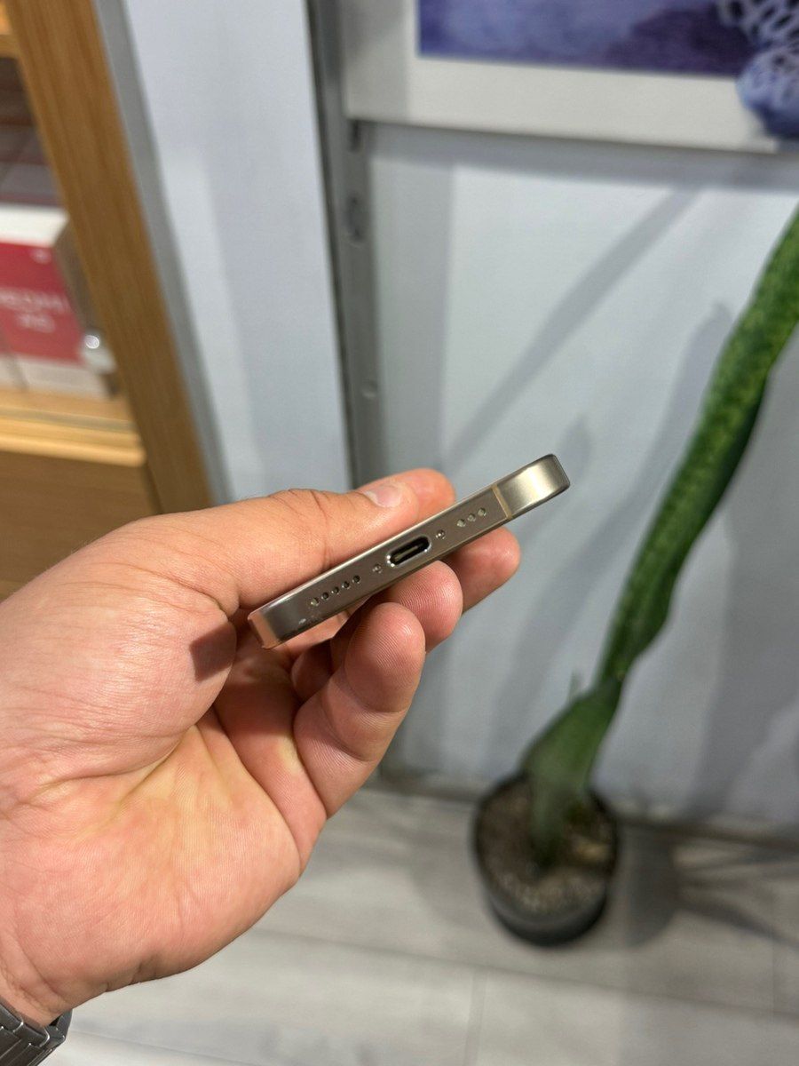 Apple iPhone 16 Pro Desert Titanium 256GB/8GB — Smartfonlar, Bakı (6)