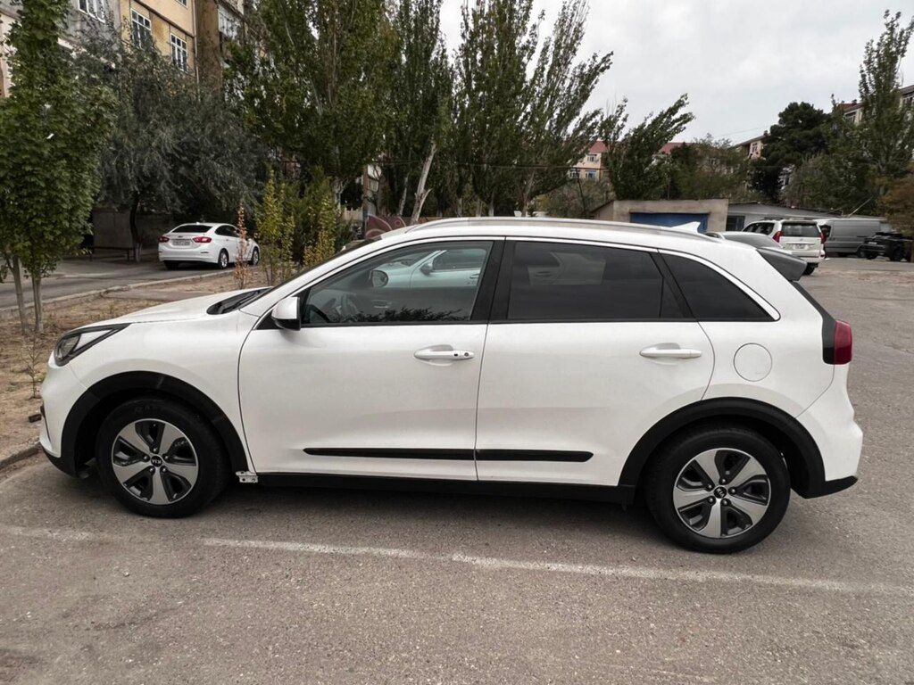 Kia Niro, 1.6 L, 1.56 kWh, 2017 il, 280 026 km — Avtomobillər, Bakı (2)