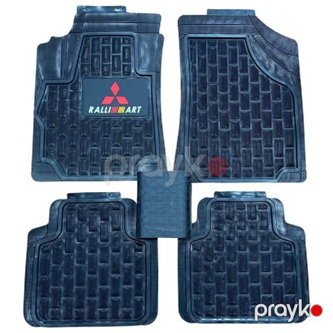 Avtomobil üçün ayaqaltı Mitsubishi Universal