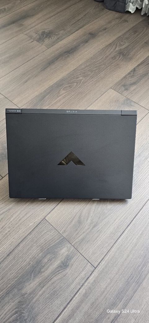 HP vıctus gamıng Core i5-13420H, RTX 4050 6GB, SSD 512GB, RAM 16GB, 15.6" — Bakı