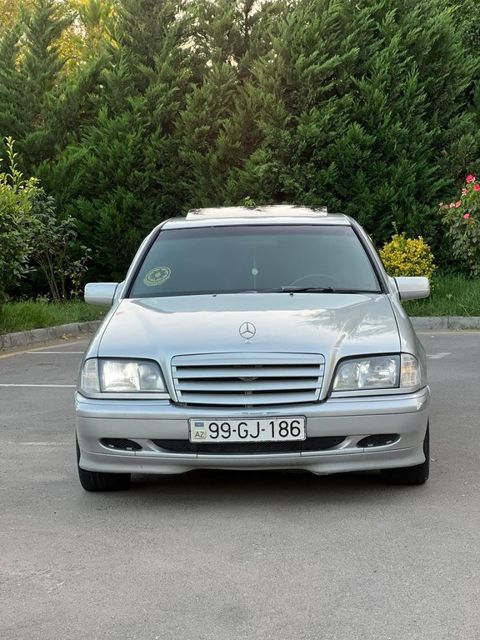 Mercedes C 200, 2.0 L, 1998 il, 391 761 km — Şirvan