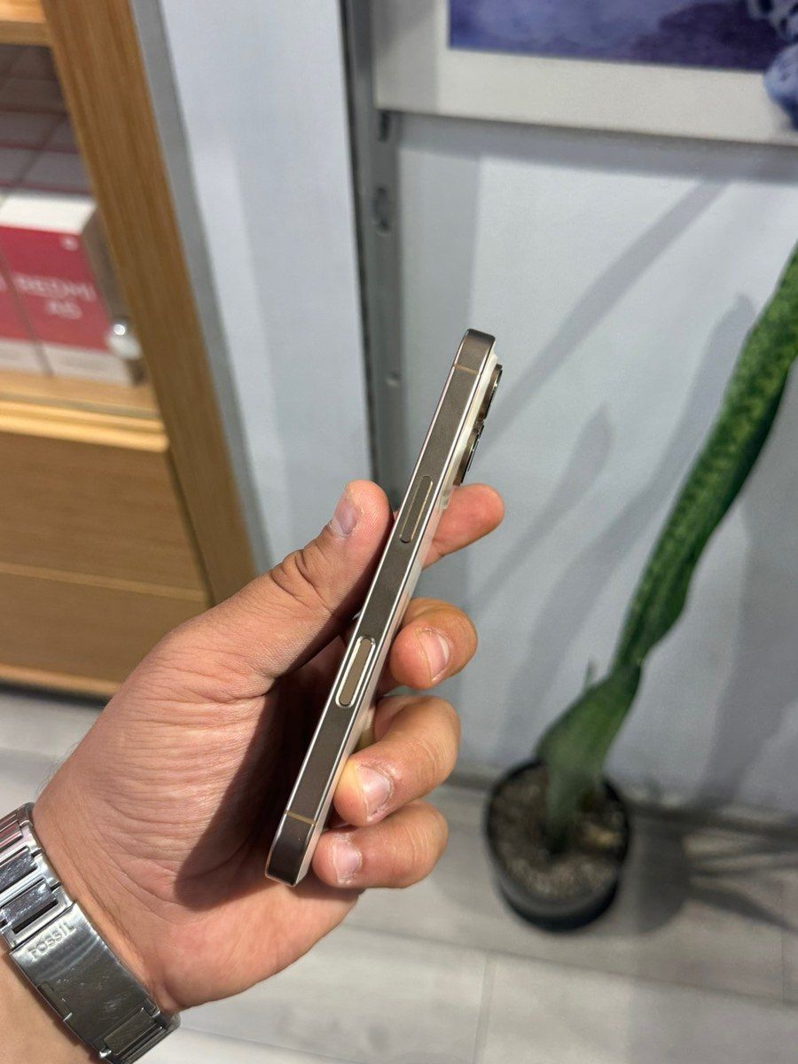 Apple iPhone 16 Pro Desert Titanium 256GB/8GB — Smartfonlar, Bakı (3)