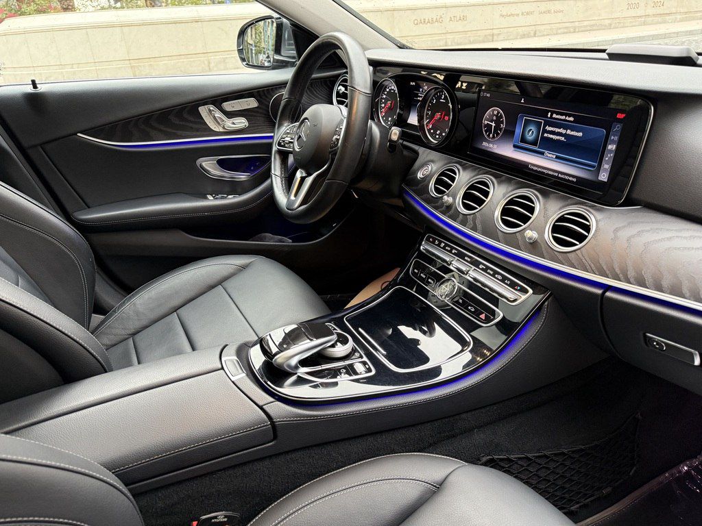 Mercedes E 220 d, 2.0 L, 2018 il, 179 300 km — Avtomobillər, Bakı (8)