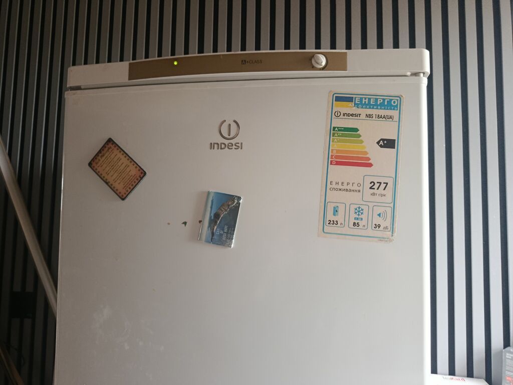 Indesit iki kamerali soyuducu - Brend/model: Indesit, NB S 18AA — Soyuducular, Bakı (4)