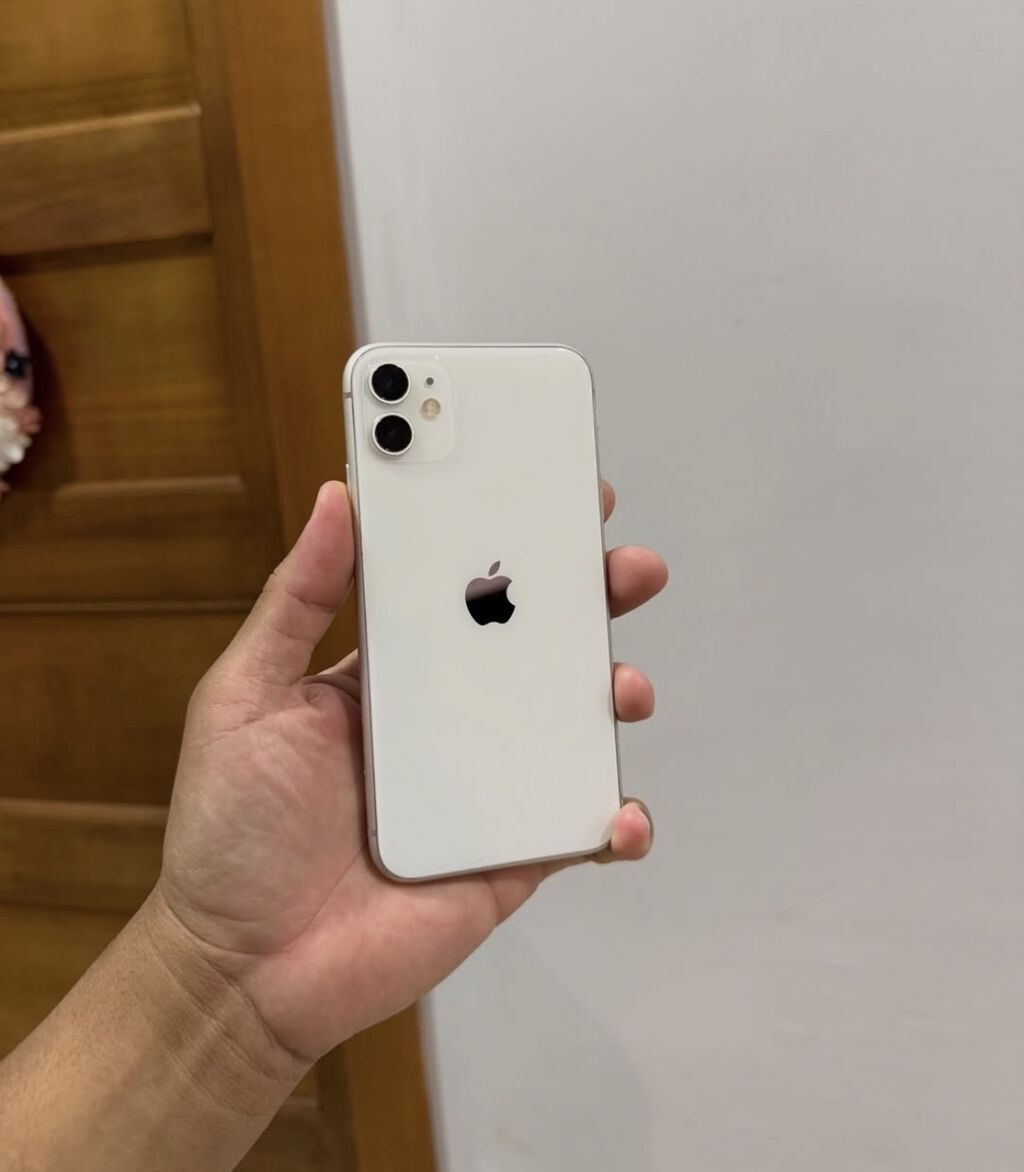 IPhone 11, 128 GB, Ağ, Zəmanət, Simsiz şarj, Face ID — Apple iPhone, Bakı (4)