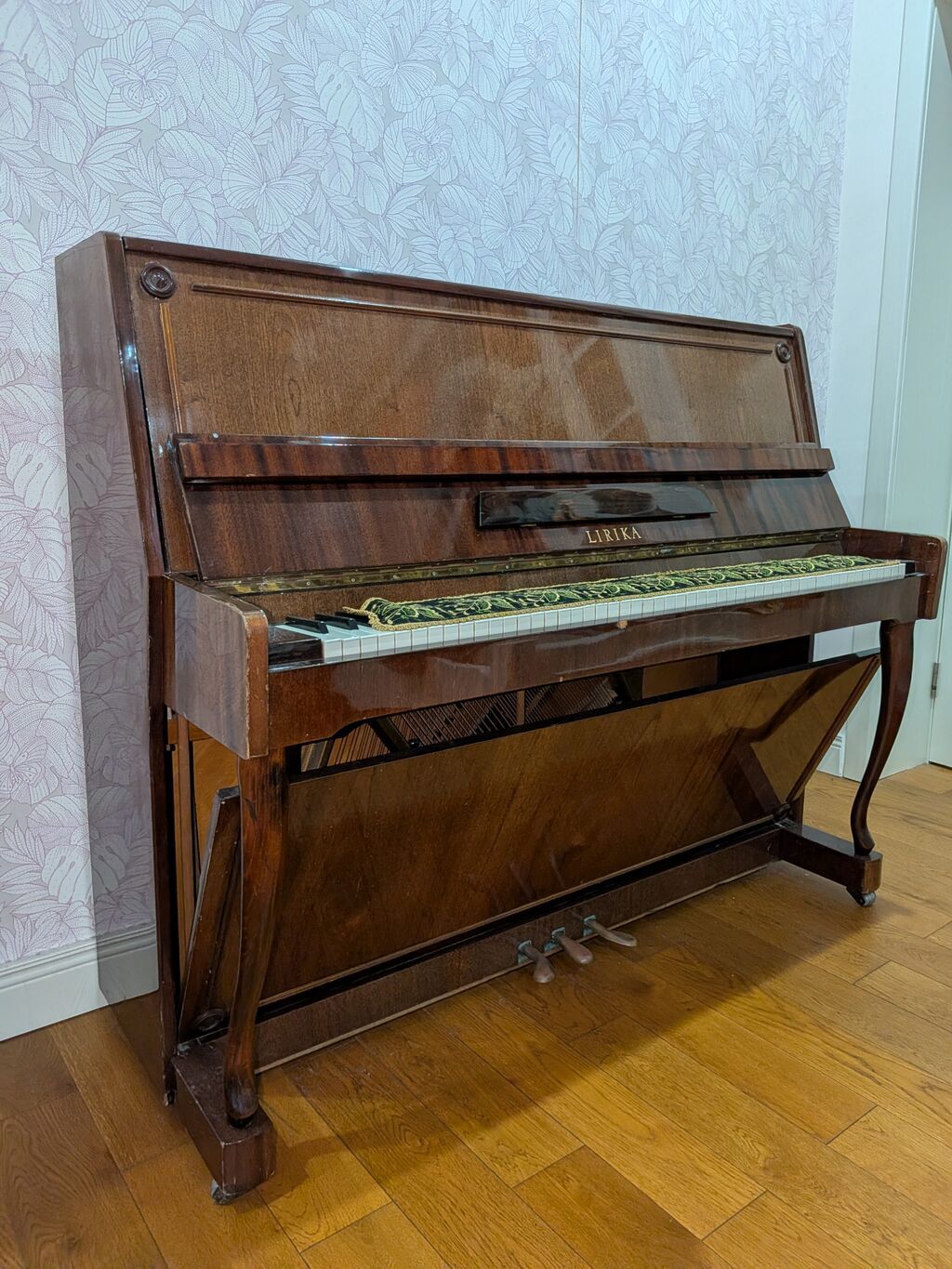 Piano Lirika. Piano əla vəziyyətdədir, təzəlikcə köklənib — Musiqiə alətləri, Bakı (7)