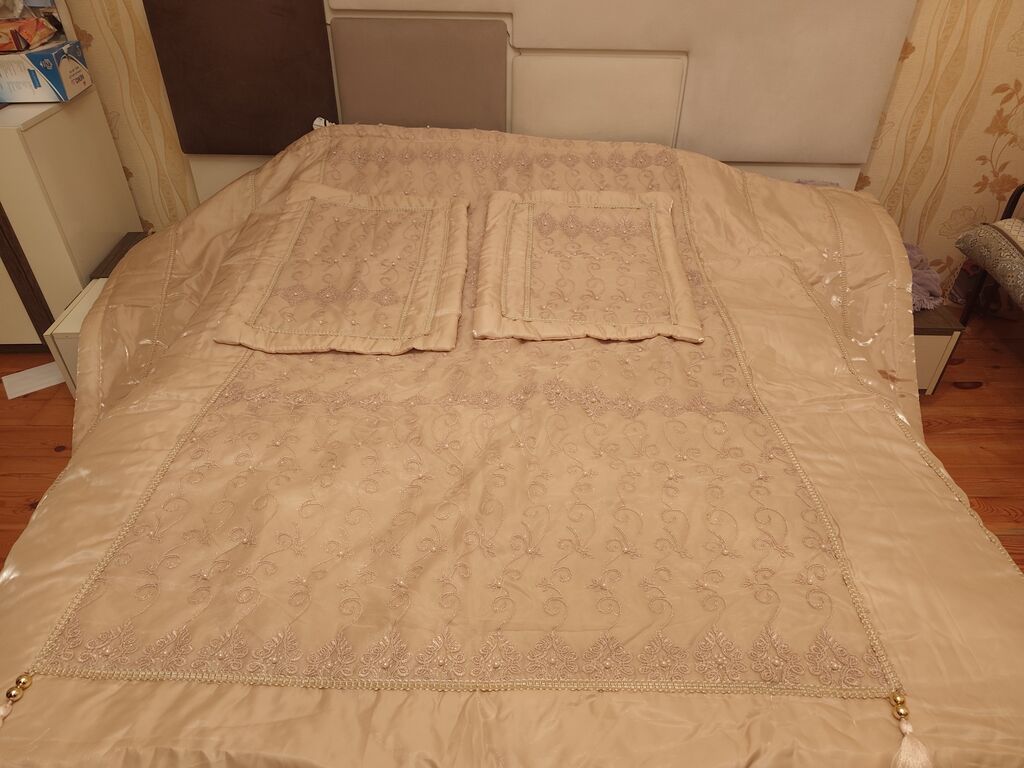 Zərif naxışlı yataq örtüyü dəsti - Rəng: şampan/bej tonları - Tərkib — Tekstil, Bakı (3)