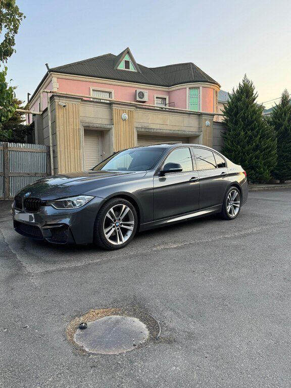 BMW 330, 2.0 L, 2015 il, 240 000 km — Avtomobillər, Bakı (5)