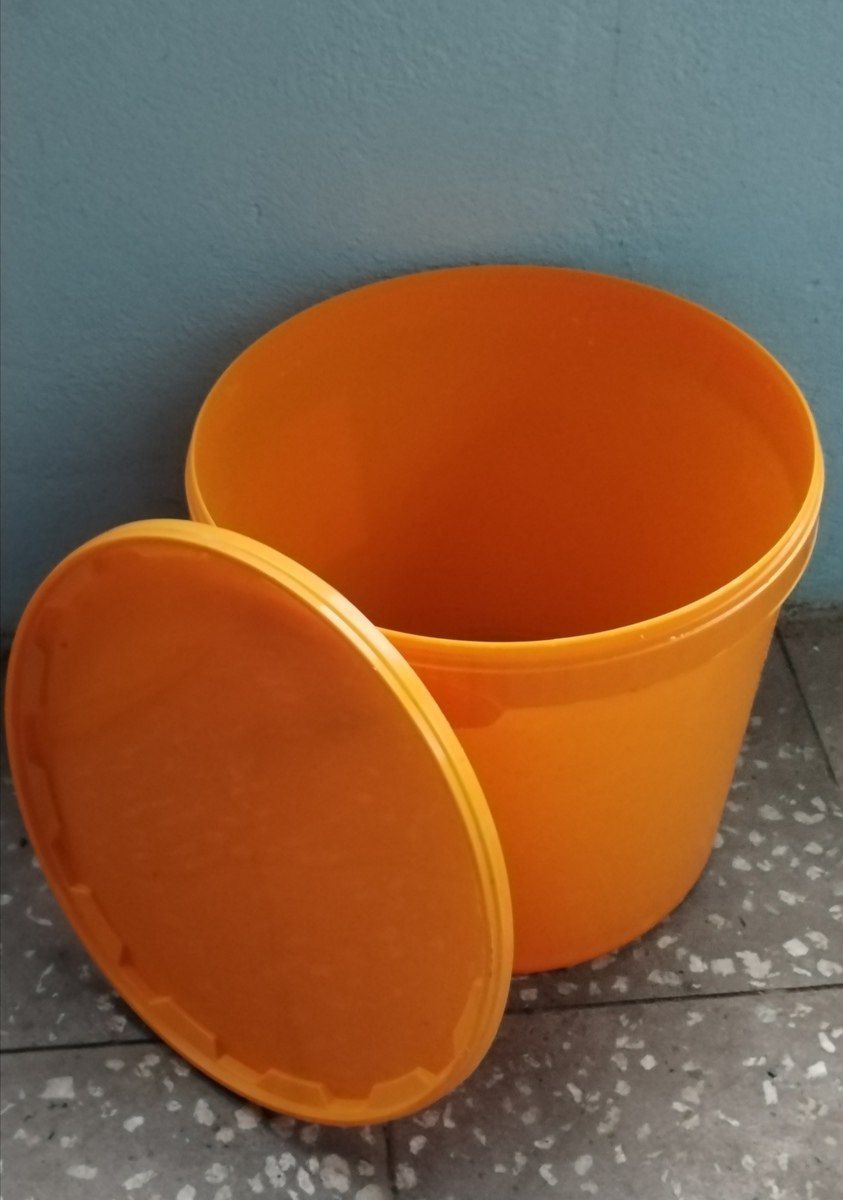 Plastik vedrə — Bişirmə qabları, Bakı (5)