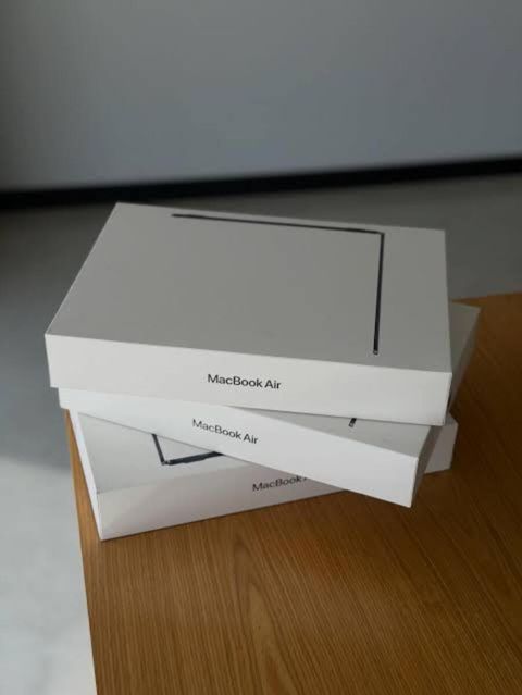 Macbook Air 15-inch 16/1TB M5 chip — Bakı