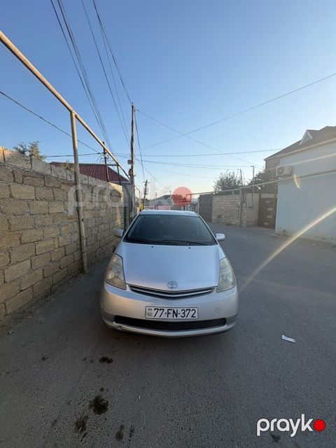 Toyota Prius, 1.5 L, 1.3 kWh, 2008 il, 311 000 km