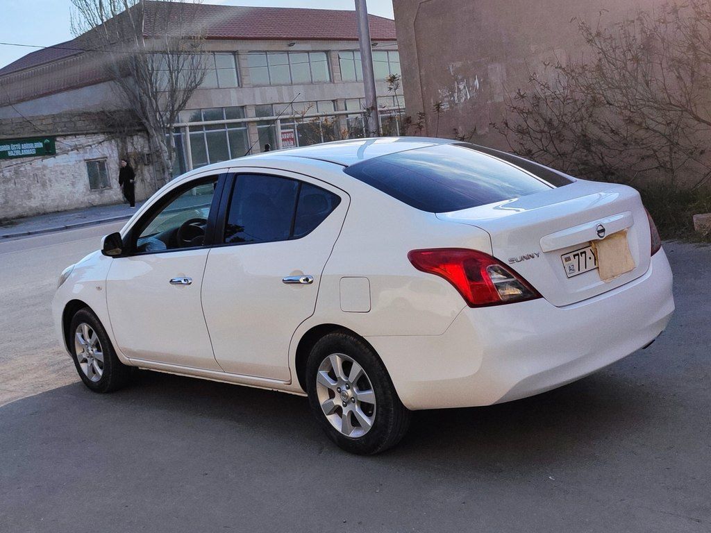 Nissan Sunny, 1.5 L, 2014 il, 172 000 km — Avtomobillər, Bakı (11)