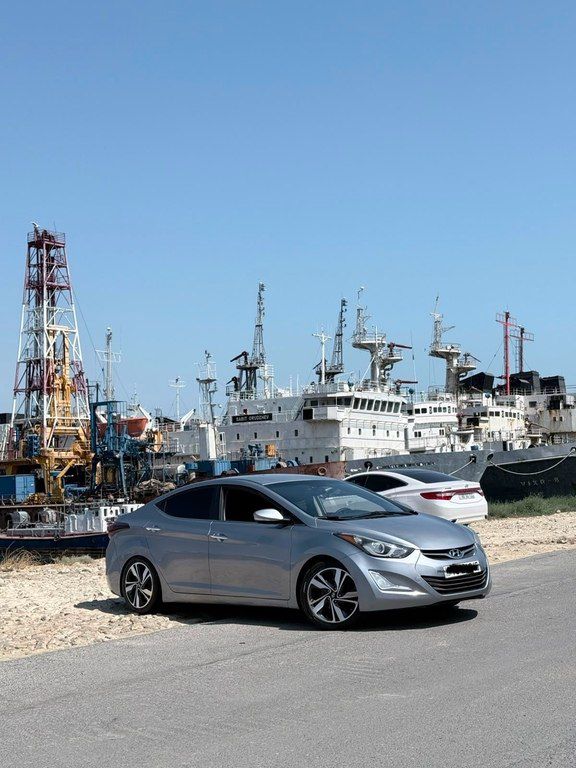 Hyundai Elantra, 1.8 L, 2015 il, 170 500 km — Avtomobillər, Bakı (5)