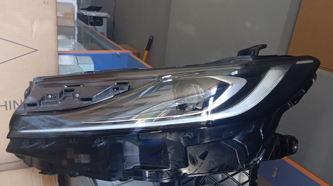 Toyota Camry farası — Ehtiyat hissələri və aksesuarlar, Bakı (4)