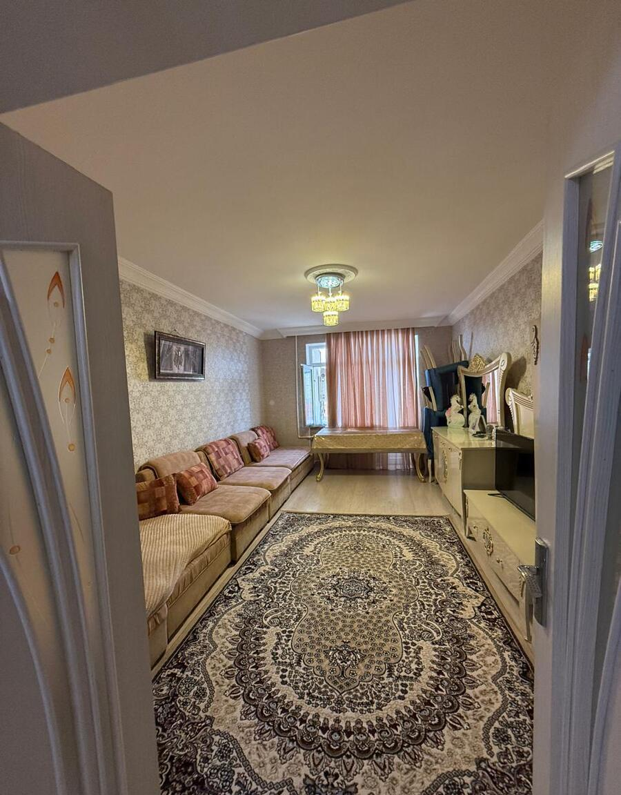 3 otaqlı mənzil 90 m² satılır