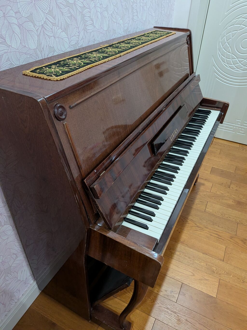 Piano Lirika. Piano əla vəziyyətdədir, təzəlikcə köklənib — Musiqiə alətləri, Bakı (3)