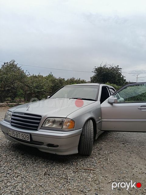 Mercedes C 180, 1.8 L, 1999 il, 362 116 km