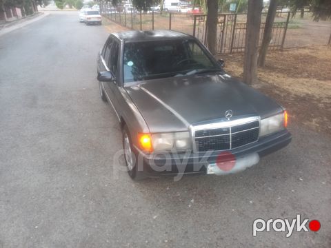 Mercedes 190, 1990 il