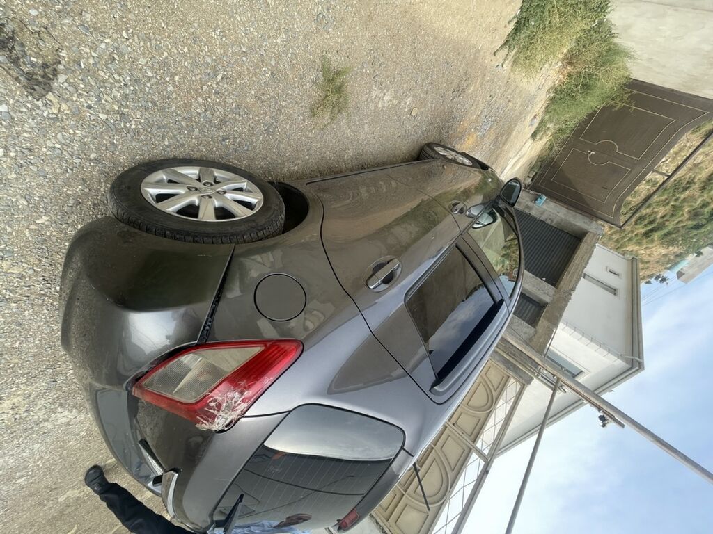 Toyota Yaris hatchback - Kuzov: 5 qapılı hatchback, tünd boz rəng — Avto, Bakı (4)