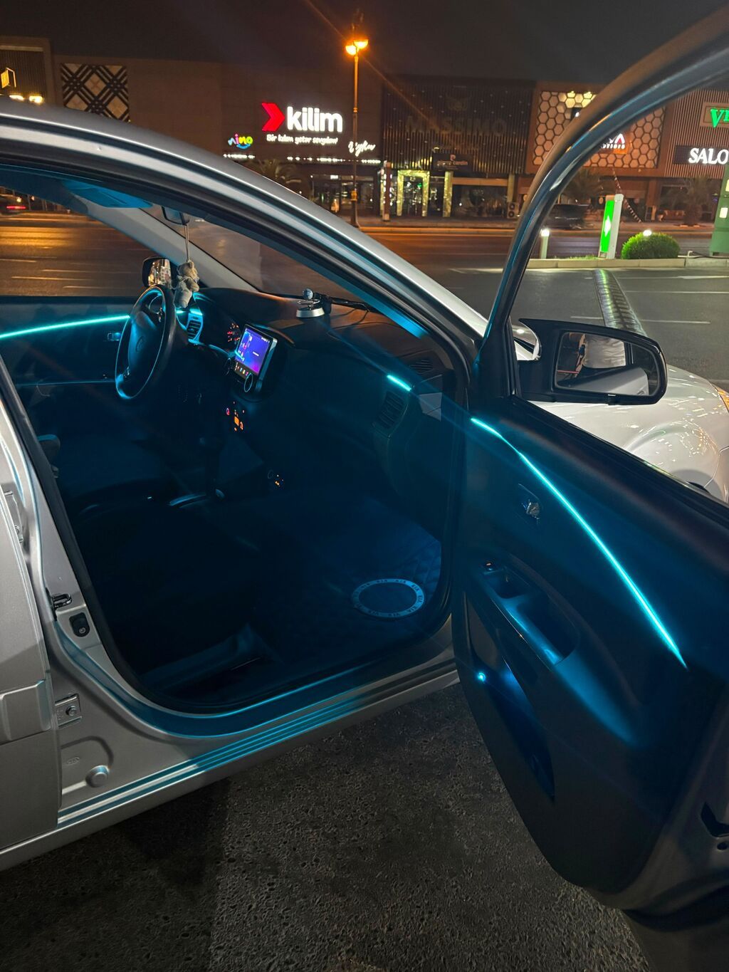 Kia Rio sedan – gümüş rəng, arxa ötürücülük işıqları LED görünüşlü — Avto, Bakı (9)