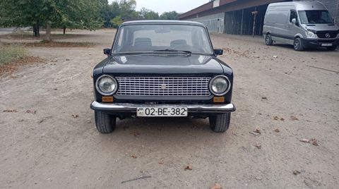 Lada (VAZ) 21011, 1.3 L, 1980 il, 45 000 km — Şəmkir