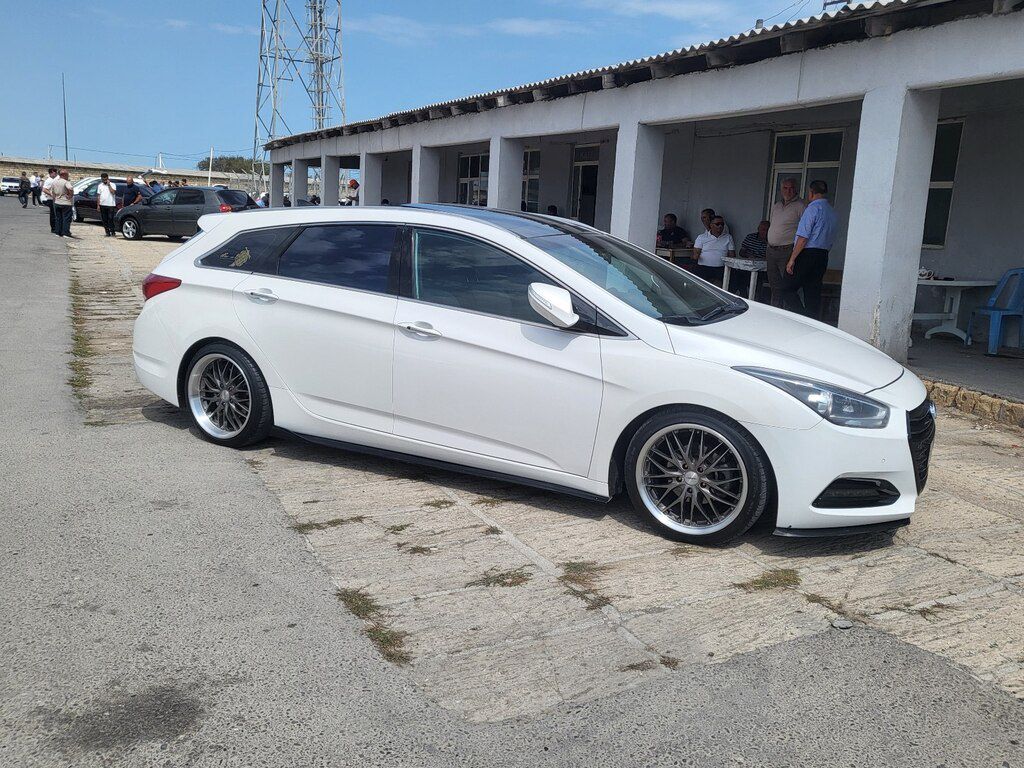 Hyundai i40, 1.7 L, 2015 il, 283 000 km — Avtomobillər, Sumqayıt (6)