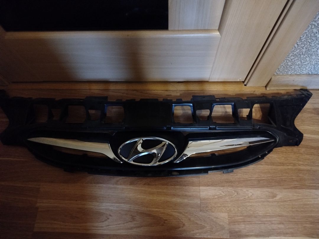 Hyundai Accent 2011-2016 radiator barmaqlığı — Ehtiyat hissələri və aksesuarlar, Bakı