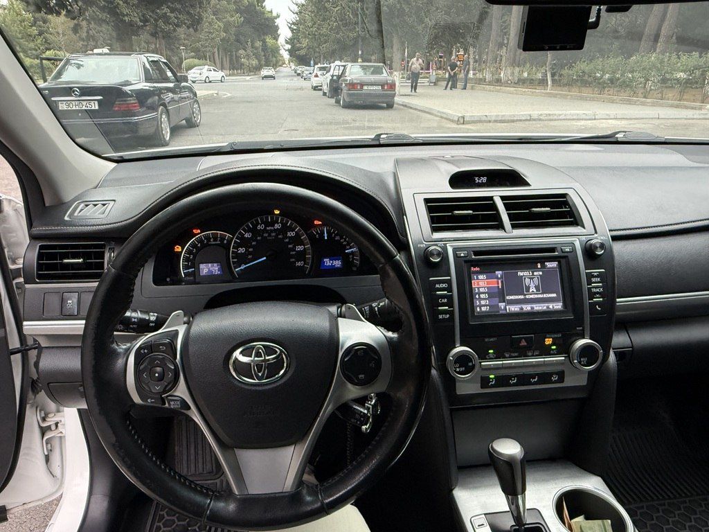 Toyota Camry, 2.5 L, 2014 il, 212 433 km — Avtomobillər, Bakı (9)