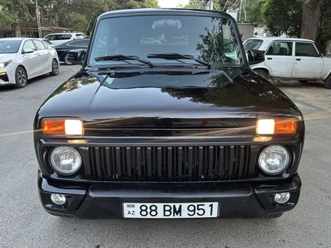 Lada (VAZ) Niva, 1.7 L, 2017 il, 107 000 km — Bakı