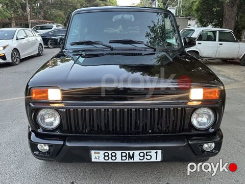 Lada (VAZ) Niva, 1.7 L, 2017 il, 107 000 km
