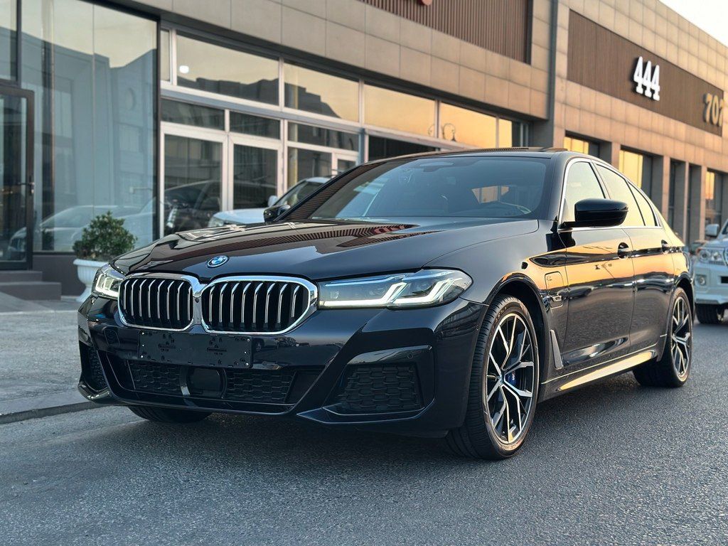BMW 530e, 2.0 L, 12 kWh, 2022 il, 72 000 km — Avtomobillər, Bakı (3)