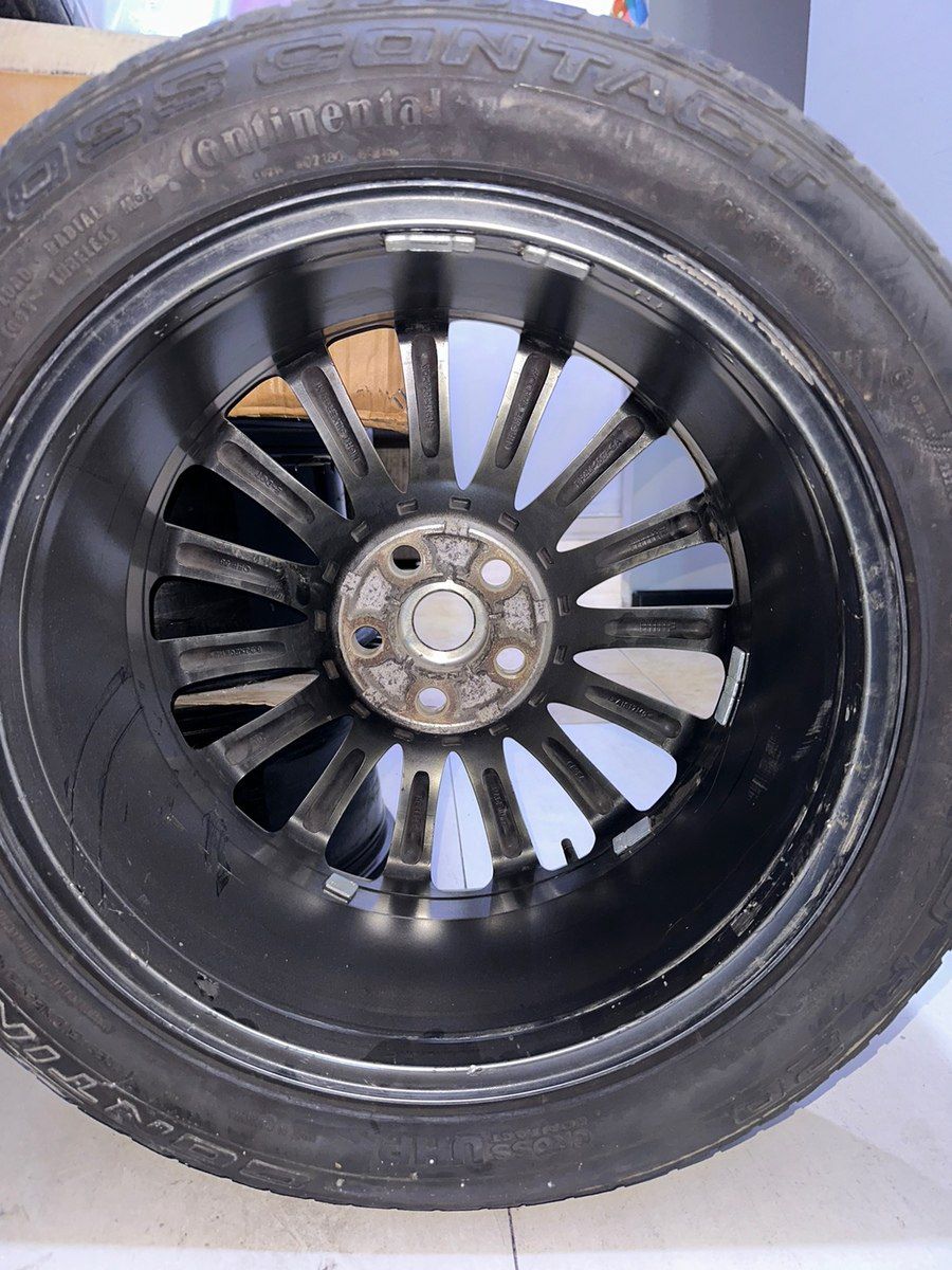 Range Rover 2006-2012 təkərləri 255/50 R20 — Ehtiyat hissələri və aksesuarlar, Bakı (2)