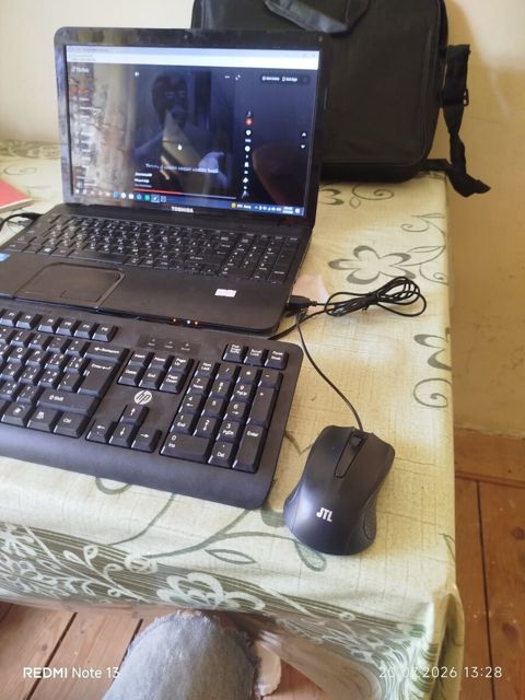 Noutbuk Toshiba — Lənkəran