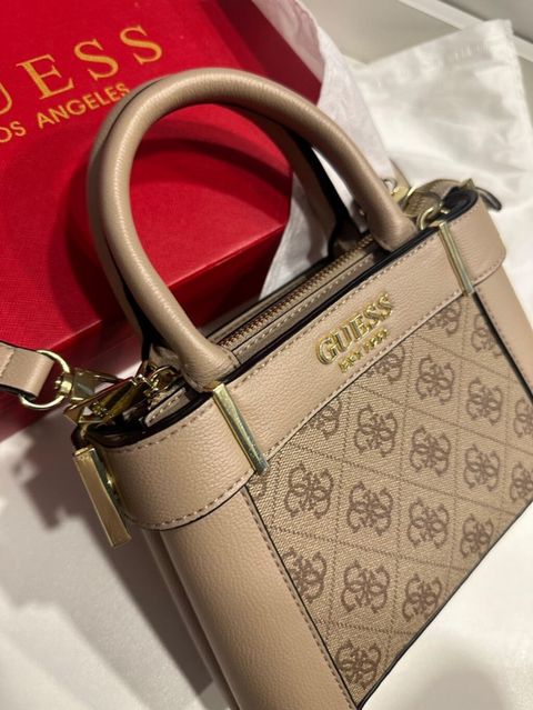 Əl çantası, Guess, Yeni — Bakı