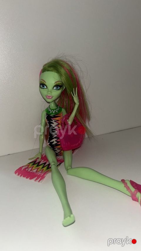 Monster High Wave 3 Swim Class Venus McFlytrap — Bakı