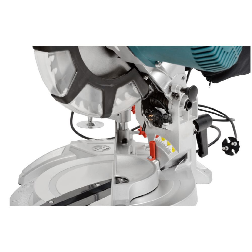 Künc kəsən Hyundai M2000-255 — Mallar, Bakı (3)