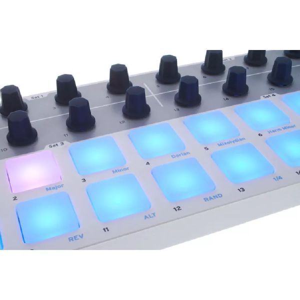 Kontroller Arturia BeatStep — Musiqiə alətləri, Bakı (5)