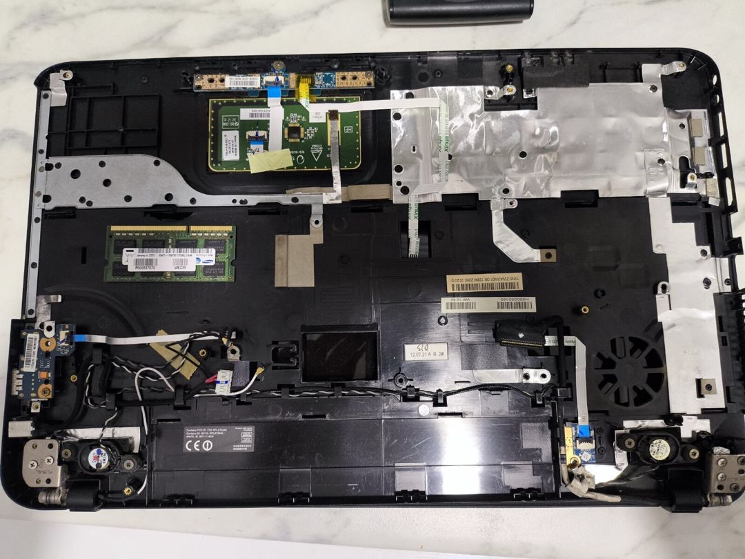 Toshiba C850 ehtiyat hissələri — Elektronika, Bakı (7)