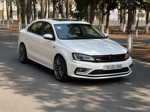 Volkswagen Jetta, 1.8 L, 2016 il, 135 000 km — Bakı