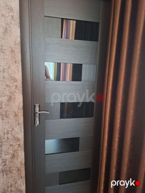 İç qapı – müasir dizayn - Material: ağac əsaslı MDF/laminat örtüklü