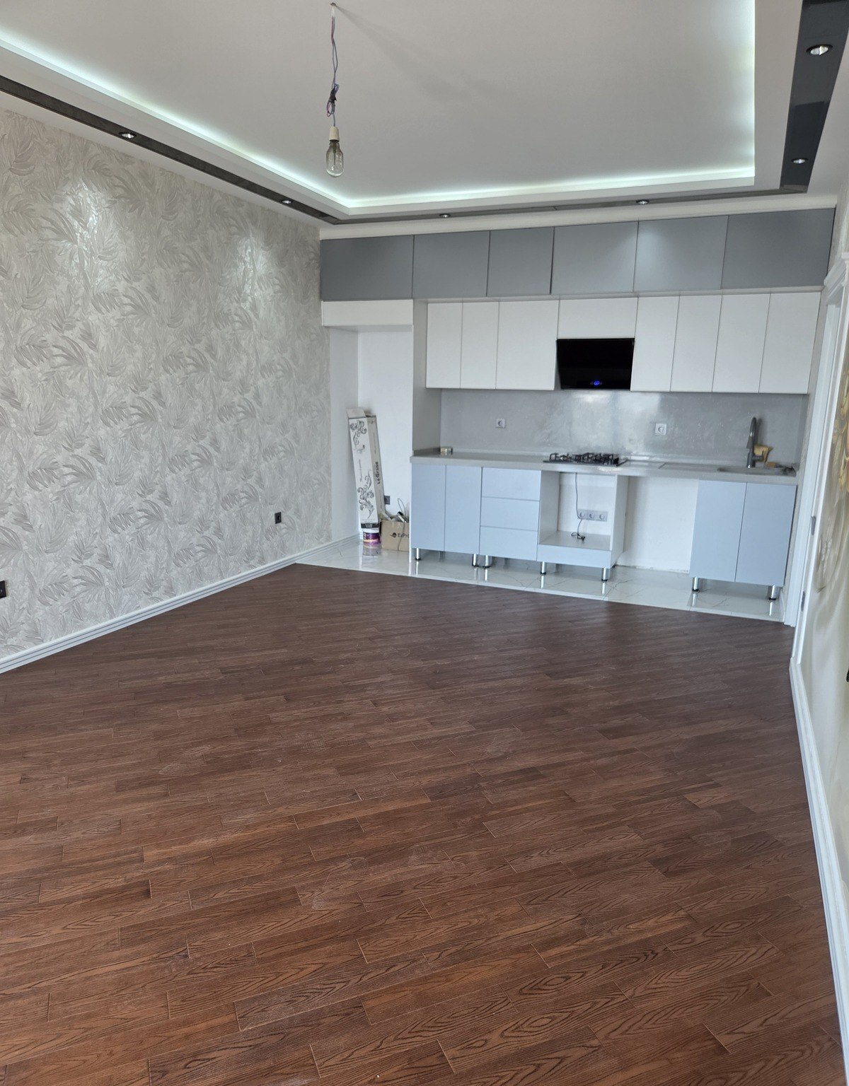 3 otaqlı mənzil 106 m² satılır — Bakı