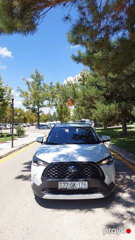 Toyota Corolla Cross, 2.0 L, 1.31 kWh, 2024 il, 35 000 km