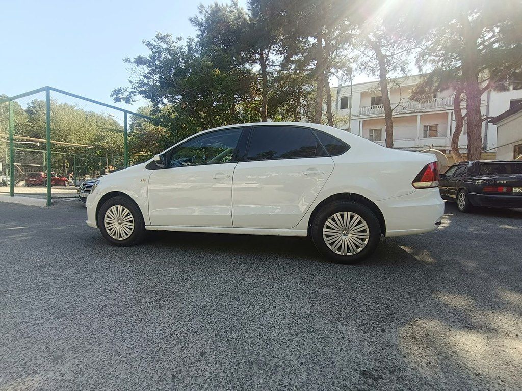 Volkswagen Polo, 1.6 L, 2018 il, 139 000 km — Avtomobillər, Bakı (4)