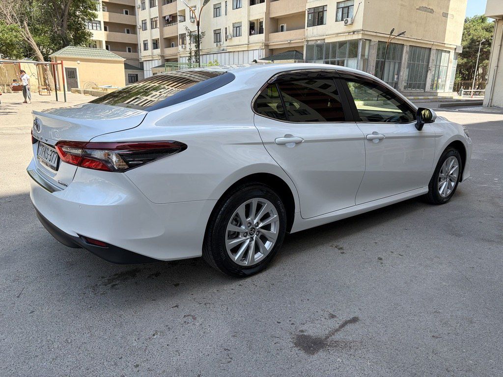 Toyota Camry, 2.5 L, 1.016 kWh, 2023 il, 16 200 km — Avtomobillər, Bakı (5)