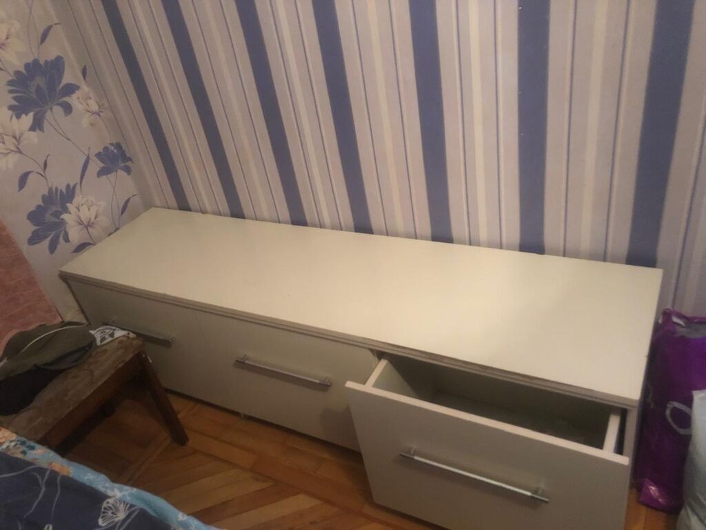 Aşağı profilli, uzun dizayna malik 3 çekmecəli konsol/TV altlığı — Mebel, Bakı (2)