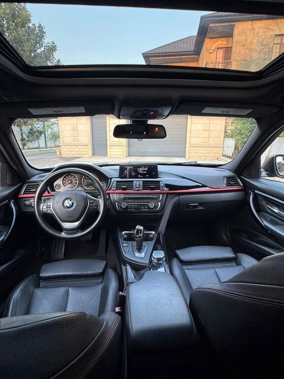 BMW 330, 2.0 L, 2015 il, 240 000 km — Avtomobillər, Bakı (3)