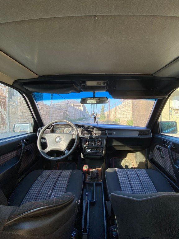 Mercedes 190, 1.8 L, 1991 il, 569 158 km — Avtomobillər, Bakı (3)