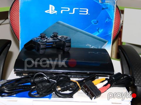 PS3 super slim əla vəziyətdədir yaddaş 12gb olub sonradan özüm əlavə — Oğuz