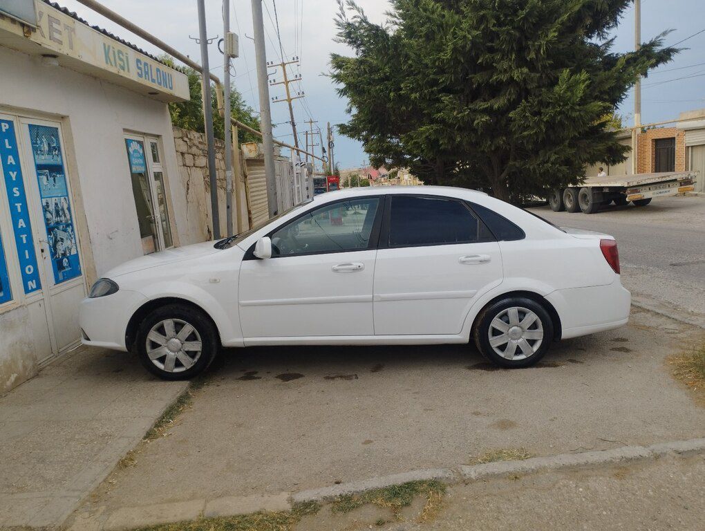 Daewoo Gentra, 1.5 L, 2014 il, 350 000 km — Avtomobillər, Bakı (4)
